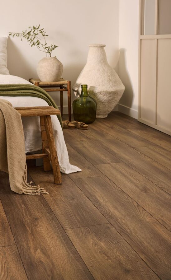 Niveler plancher bois efficacement